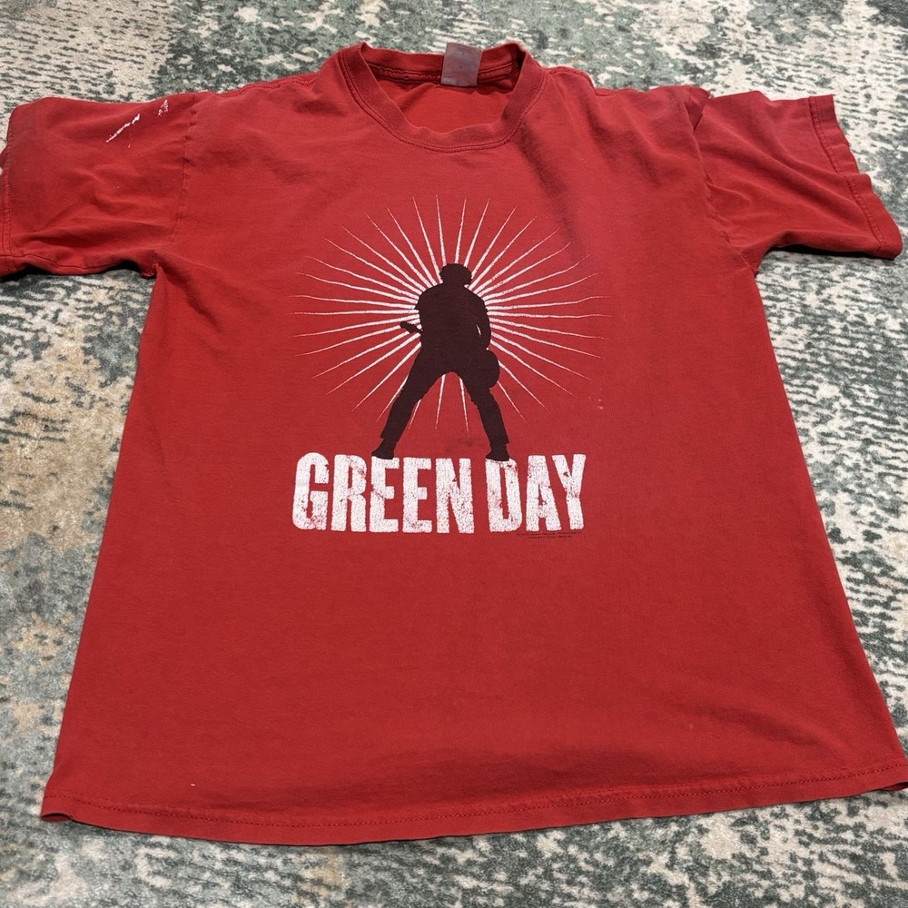 2005 Green Day "American Idiot" Tour silhouette shirt Medium  Distressed
